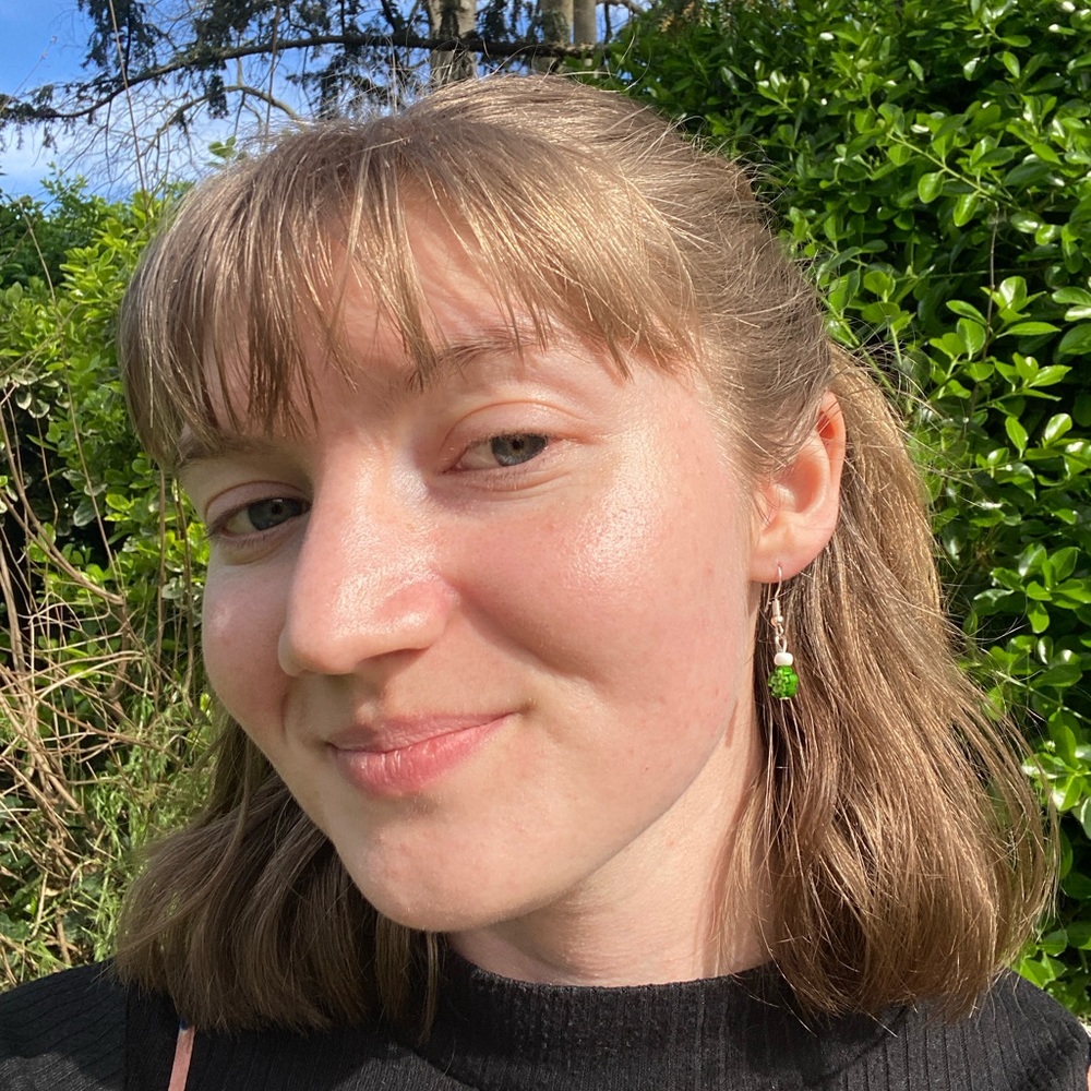 Meet your Posher, Lydia